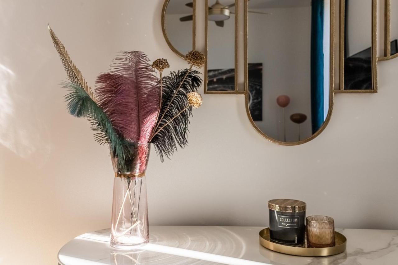 The Gatsby Room - 50M Des Halles Narbonne Dış mekan fotoğraf